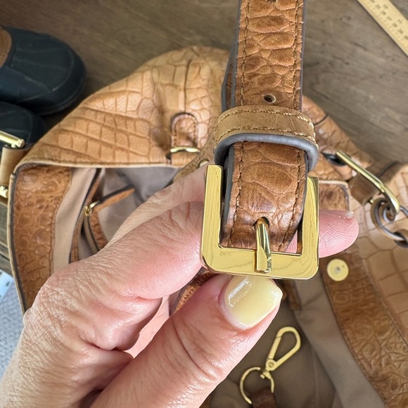 G.I.L.I. Tote Handbag Croc Embossed Tan Leather Tassel Large - Picture 13 of 16